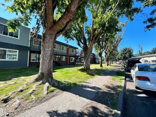 Photo - 1942 Dorothy Ave Unidad 3