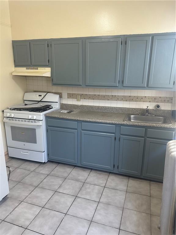Photo - 332 E 52nd St