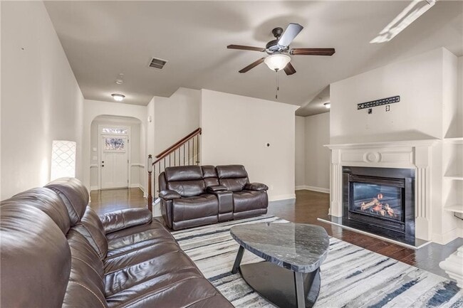 Photo - 2309 Oakton Pl