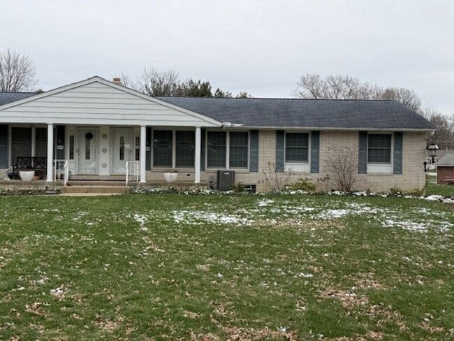 Building Photo - 3 Bedroom Jackson township Duplex