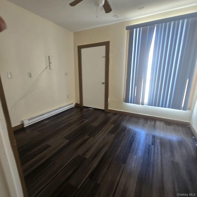 Building Photo - 37 Main St Unit 3