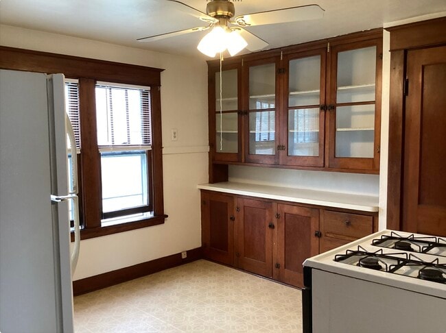 Building Photo - 46 Kirkwood Dr Unit Kirkwood Upper Rental