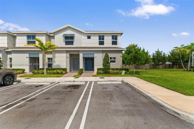 Building Photo - 377 NW 1st St