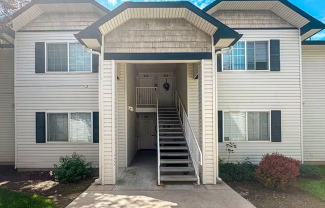 Building Photo - Corsair Lane 2 Unit 201