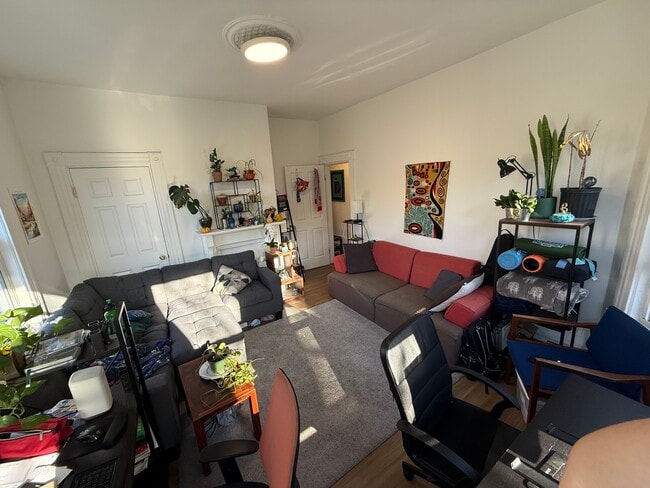 Photo - 254 Windsor St Unit 2L