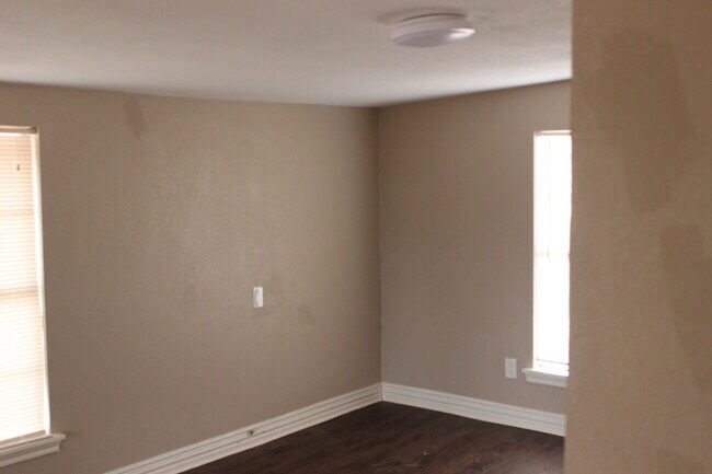 Photo - Ready to move in.....