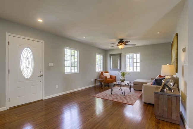 Photo - 4355 Elma Ln