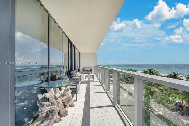 Photo - 2201 Collins Ave Condo Unit 628