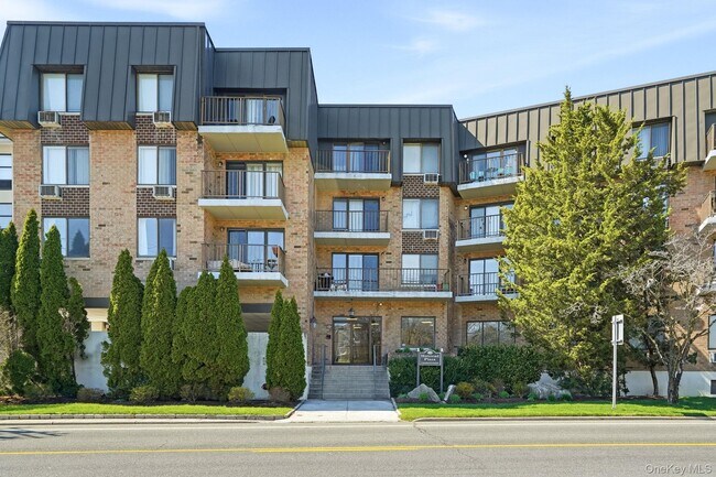 Photo - 560 Halstead Ave Unidad 3L
