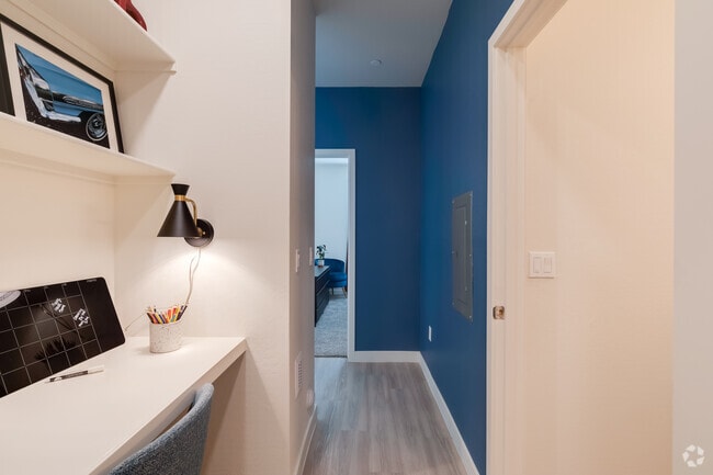 1BR, 1BA - 624SF