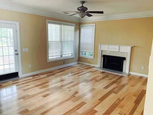 Photo - Location: Beautiful 3 bedroom, 2.5 bathroo...