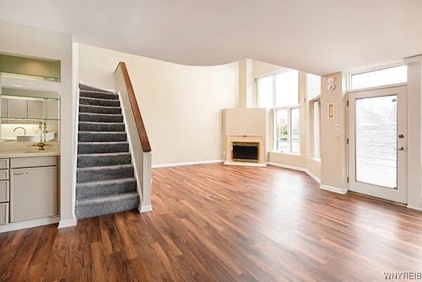 Photo - 160 Rivermist Dr