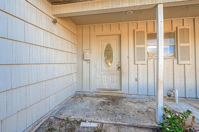 Photo - 1804 Peachwood Dr