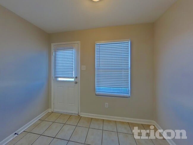 Photo - 12501 Shine Ave