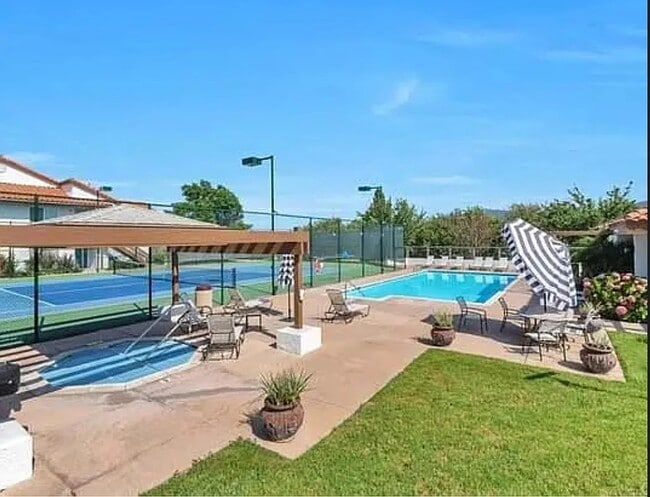 Photo - 870 S Rancho Santa Fe Rd