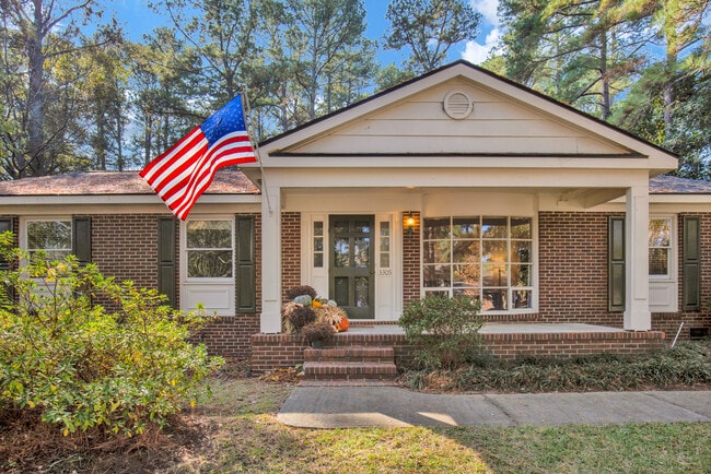 Building Photo - 3305 Granville Dr