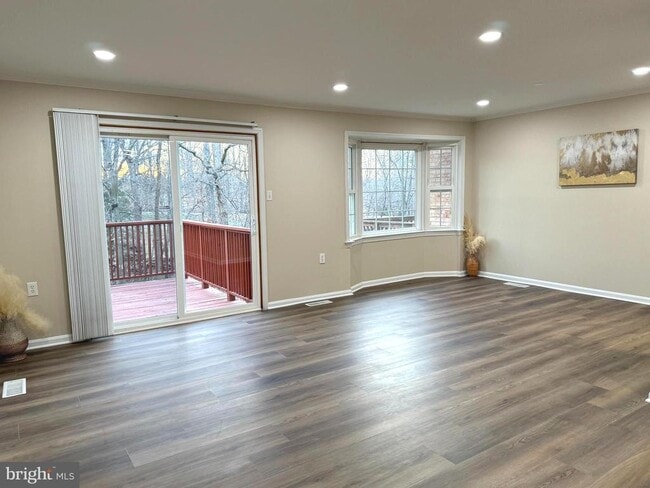 Building Photo - 11382 Cromwell Ct