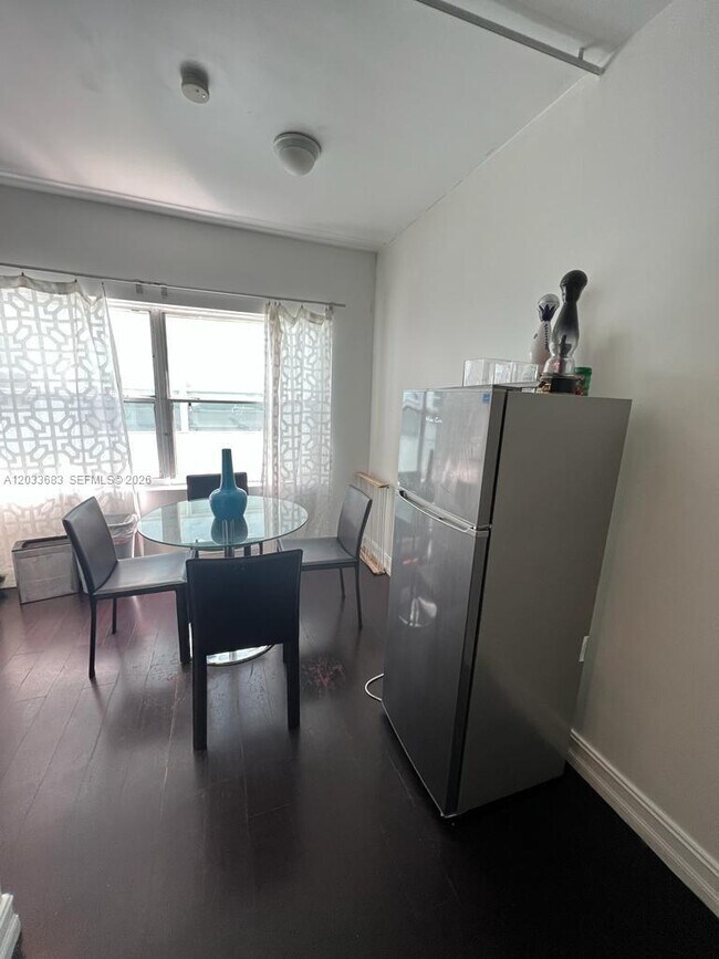 1555 Pennsylvania Ave Unidad 107