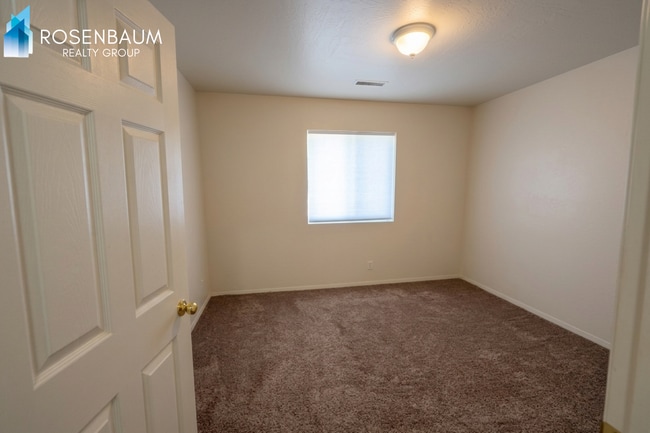 Photo - Charming 2 bedrooms 1-bathroom unit in Prescott