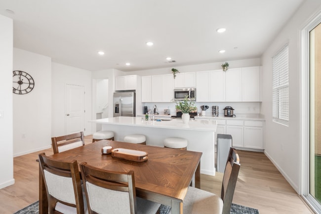 Photo - 8304 Eleodoro Wy