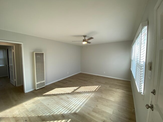 Photo - 14320 Condon Ave