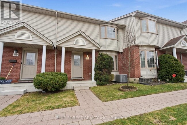 Photo - 70 Chapman Ct