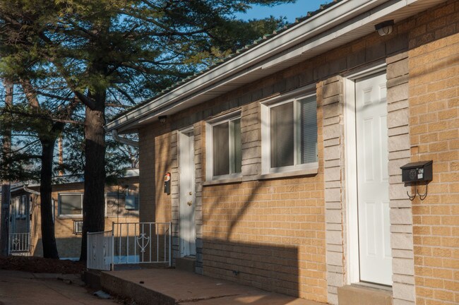 Photo - Harmony Apartments