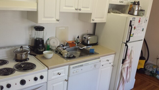 Photo - 17 Fairbanks St