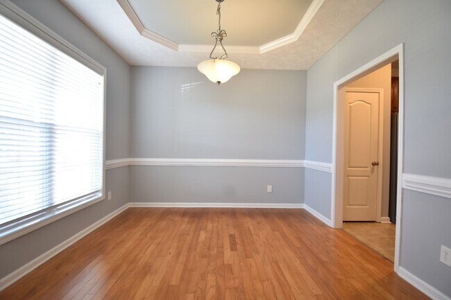 Photo - 3 BEDROOM 2 BATHROOM - PETS CONSIDERED