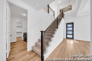 Photo - 4803 Park Leaf House