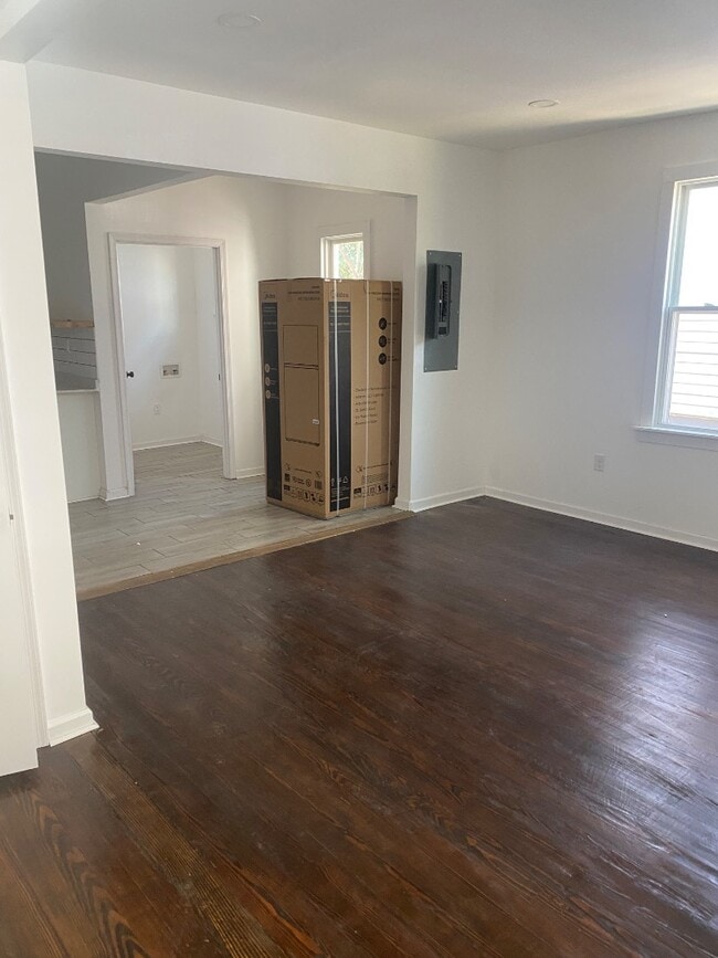 Photo - 1107 Buchanan St