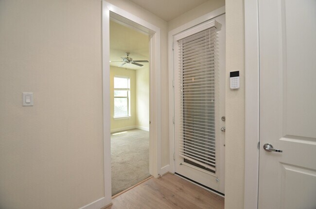 Photo - 2616 Riverside Dr