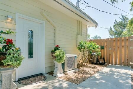 Photo - 110 Segovia Rd