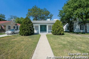 Building Photo - 105 John Page Dr