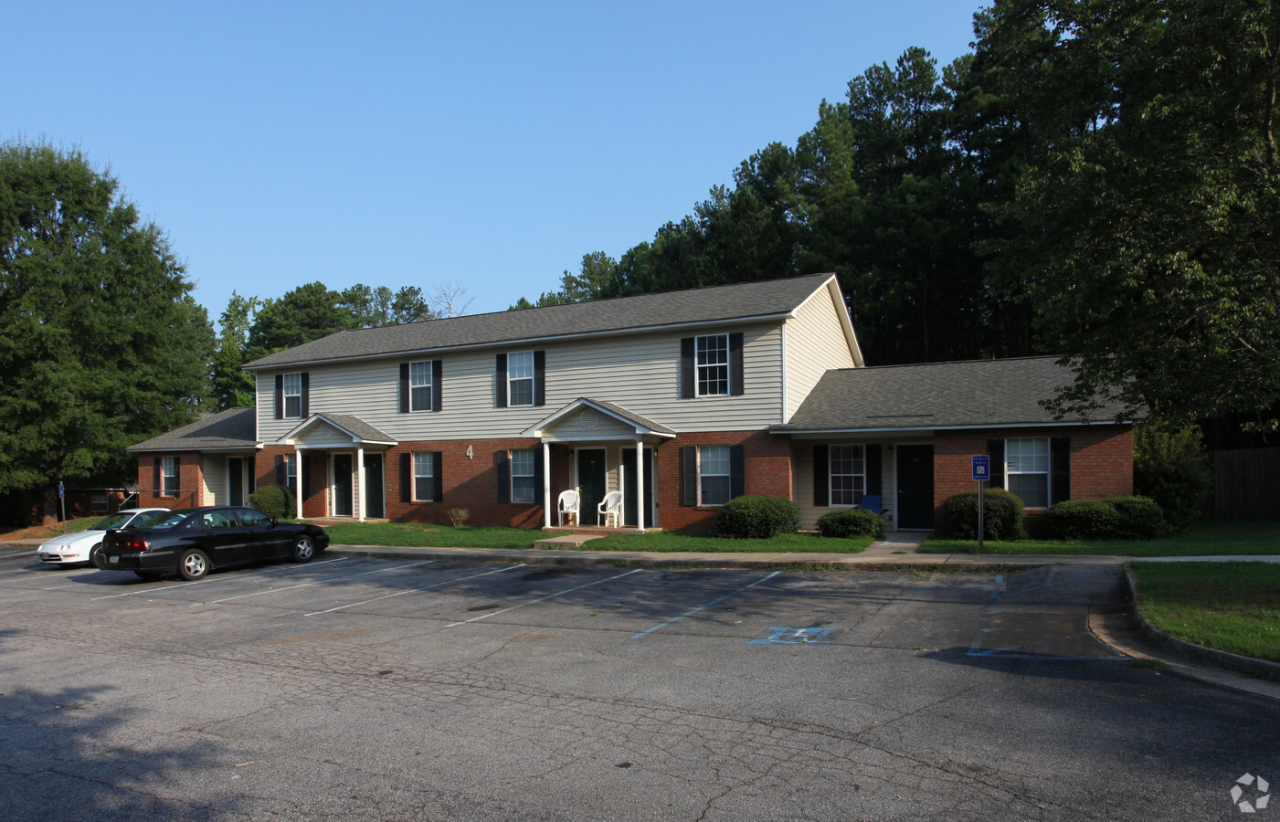 Photo - Country Grove Apartments