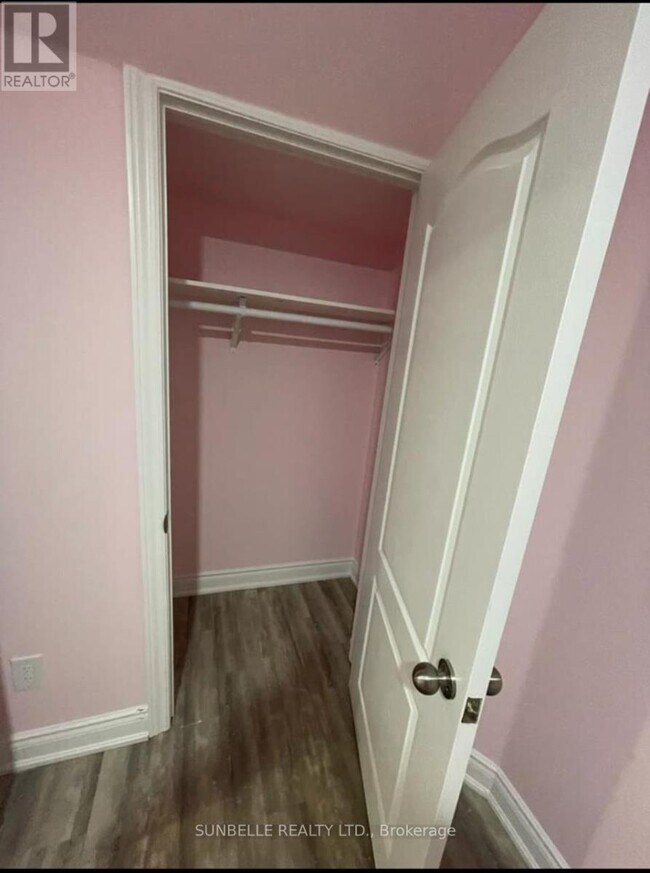 Photo - 26 Senwood St