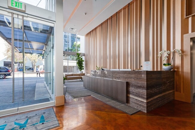 Lobby - 1240 India St Unit Mod Lux - Little Italy