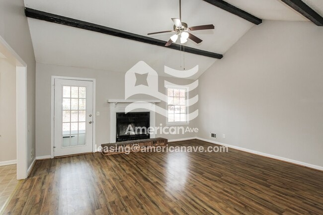 Photo - 709 Greensprings Dr