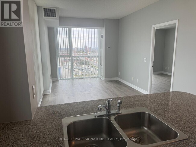 Photo - 339 Rathburn Rd W Unit 1716