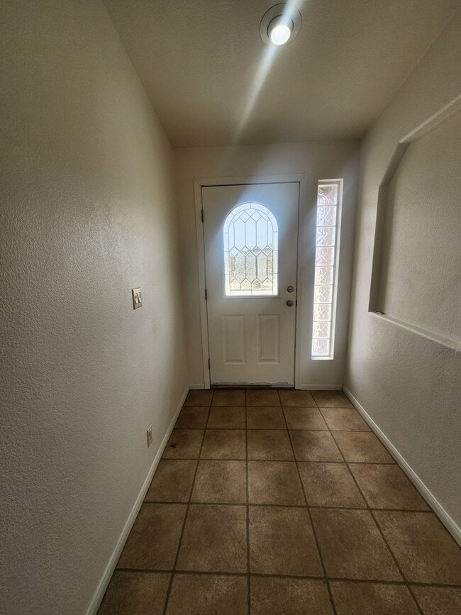 Photo - 74892 Sunset Dr