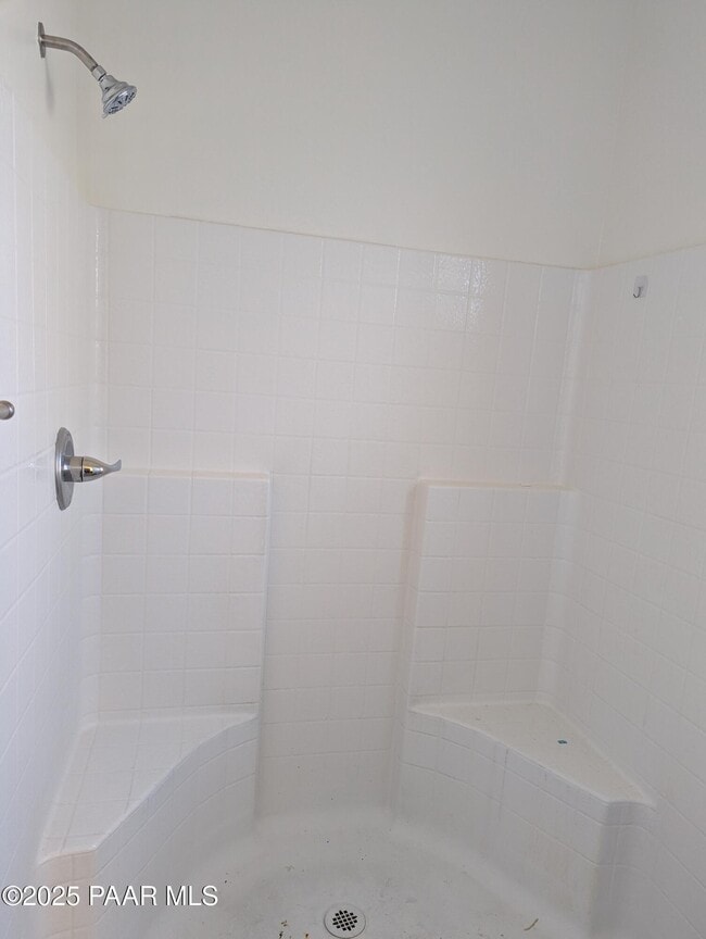 Photo - 2976 N Yavapai Rd E Unidad 2