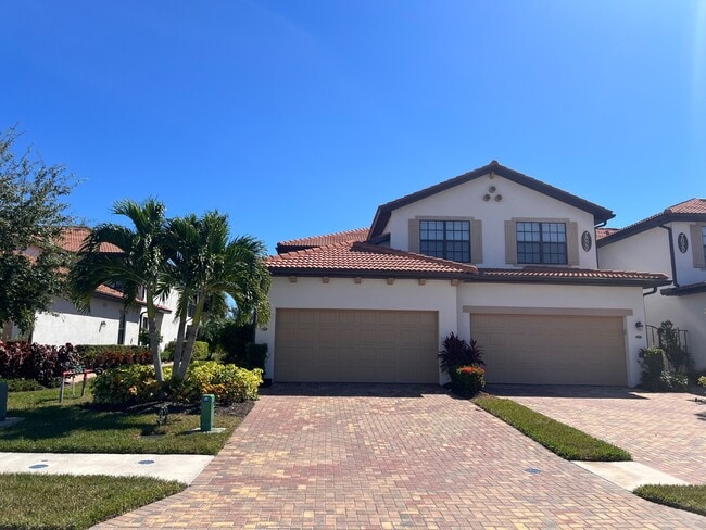 Building Photo - 1622 Oceania Dr S Unit 101