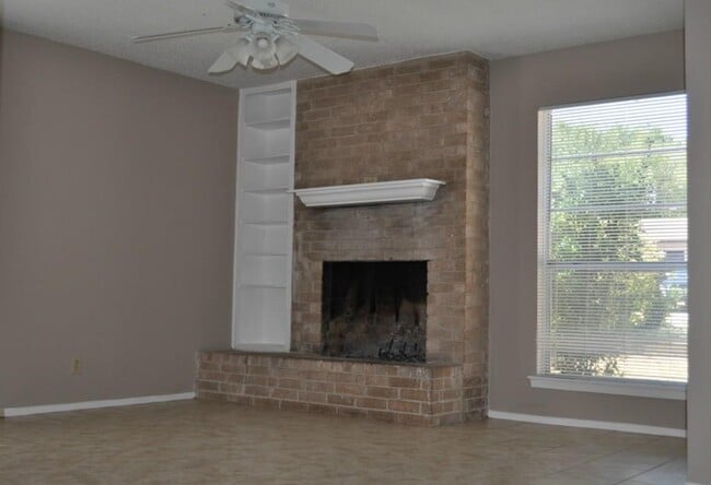 Photo - 1214 Austin Highlands Blvd