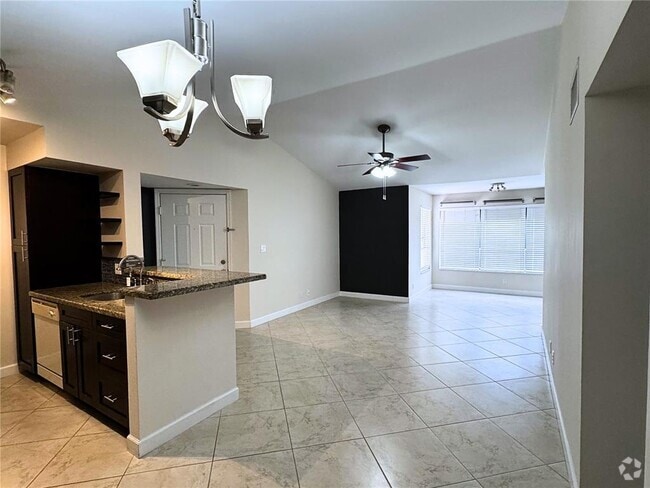 Building Photo - 2926 S University Dr Unit 6307 Rental