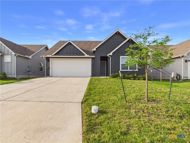 Building Photo - 1012 Betsy Dr