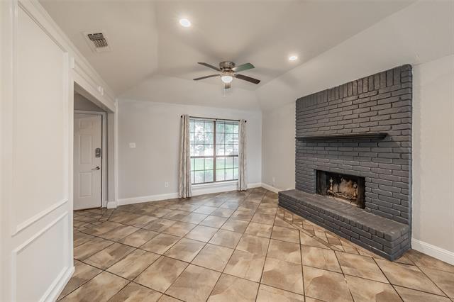 Photo - 514 Parsley Ln