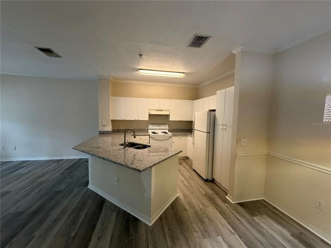 Photo - 3561 Conroy Rd Unit 225