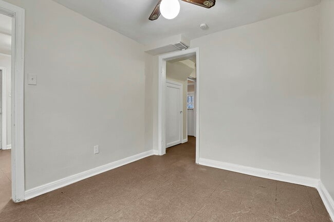 Photo - 18 Pinewood Dr Unit D