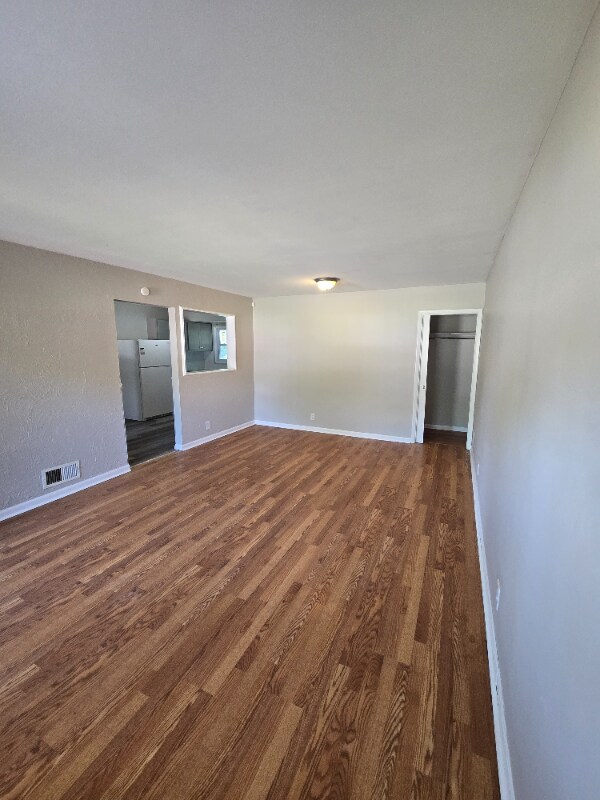 Photo - 514 Banavie Dr