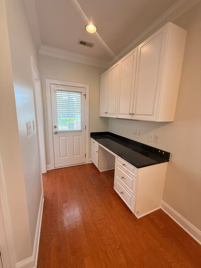 Photo - 2628 Coulter Pl